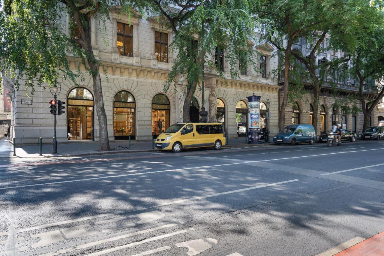 Premium Art Deco Apartment At Broadway // 4Bdr & 3Br Budapesta Exterior foto